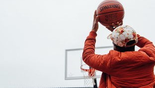 爱游戏体育app-篮球运动员训练负荷智能监测技术应用及研究，篮球专项负荷设计与安排